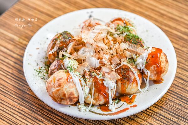 ▲▼饒河夜市美食「大阪屋章魚燒」,日本爺爺手做純正關西風味章魚燒!(圖/部落客周花花提供)
