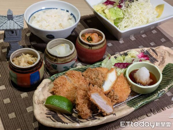 ▲慕里諾6大品牌推台灣海之味祭。(圖/記者黃士原攝)