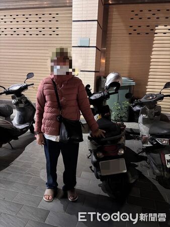 ▲▼ 燈會人潮多找不到車 布袋警地毯式搜尋助返家 。(圖/布袋分局提供)
