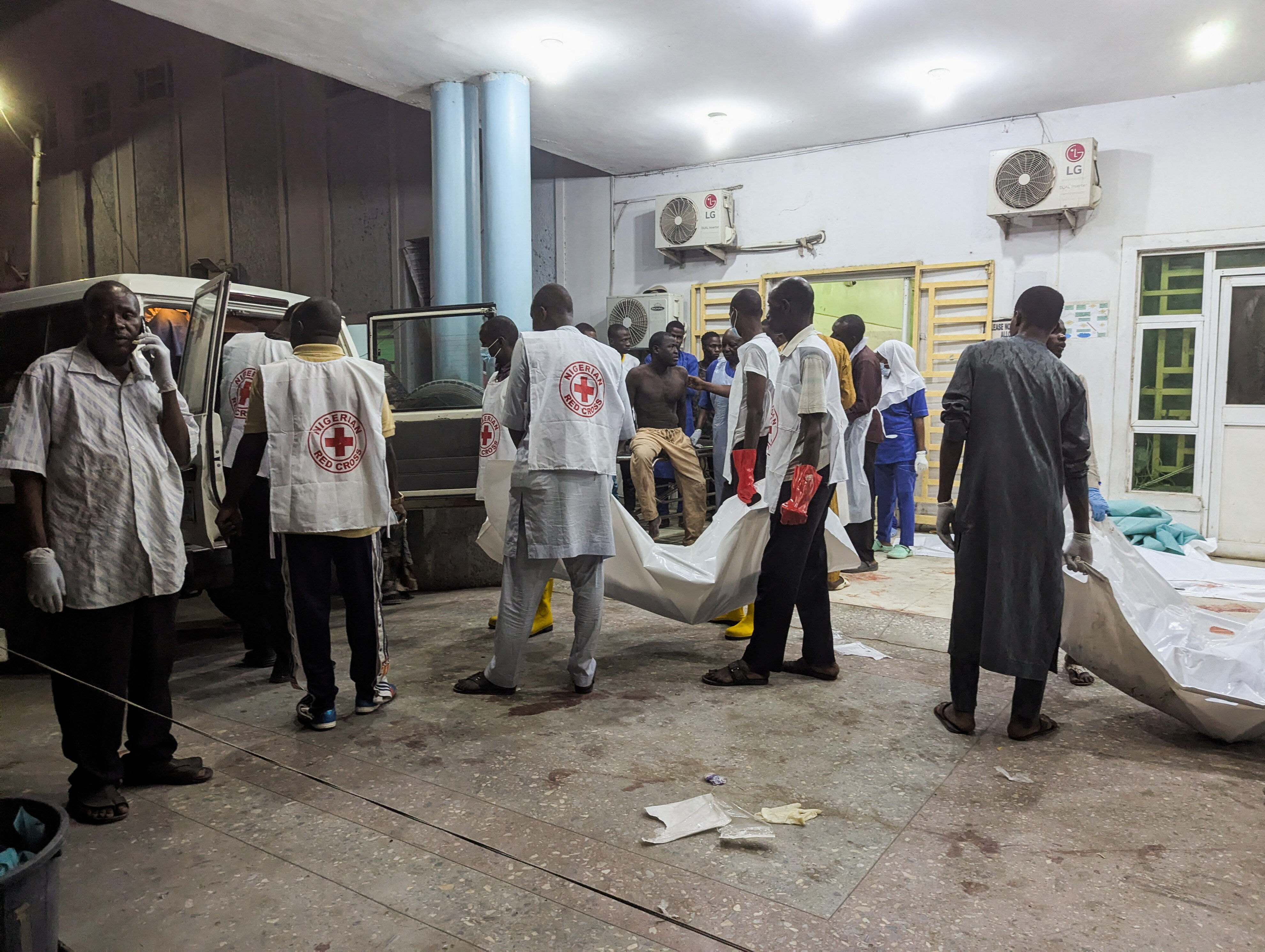 ▲▼奈及利亞東北部波諾州(Borno)首府邁杜古里市(Maiduguri)16日傍晚發生多起自殺炸彈攻擊,造成至少23人喪生、108人受傷。(圖/路透)
