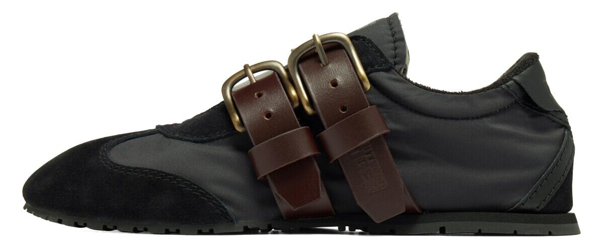 ▲球鞋 。(圖/翻攝自IG)