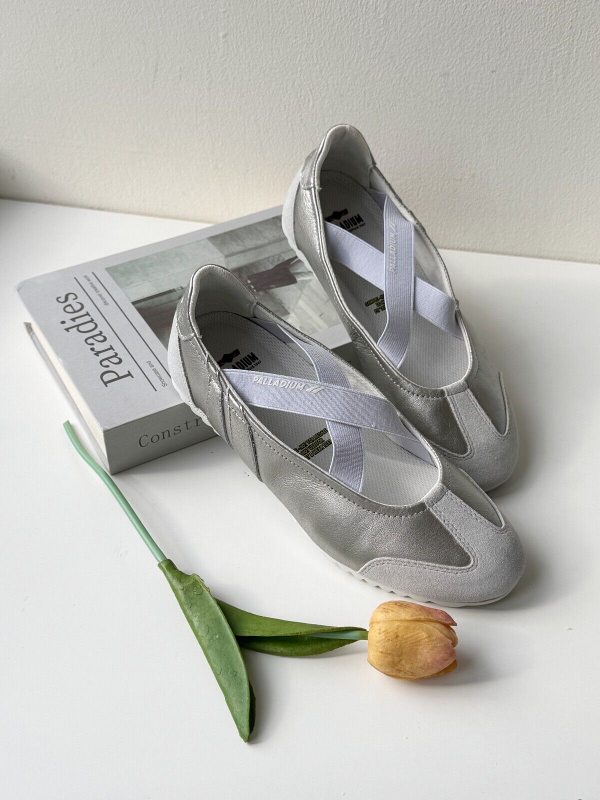 ▲球鞋 。(圖/翻攝自IG)