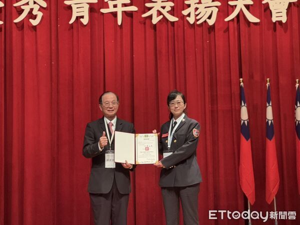 ▲▼金門縣消防局隊員王順香獲選為115年度「全國社會優秀青年」。(圖/金門縣消防局提供)