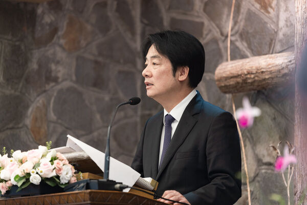 ▲▼總統賴清德出席「原林義雄宅邸/台灣基督長老教會義光教會具轉型正義意涵場址標示牌揭牌儀式」。(圖/總統府提供)