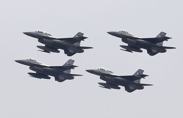 ▲▼ 圖為巴基斯坦空軍F-16戰機。(圖/達志影像/美聯社)
