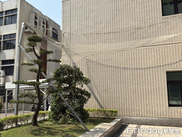 ▲▼桃園市府驚傳員工墜樓。(圖/記者沈繼昌攝)