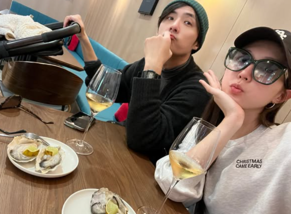 外送稿用 ▲▼洪詩 李運慶。(圖/翻攝自Instagram/angelhong)