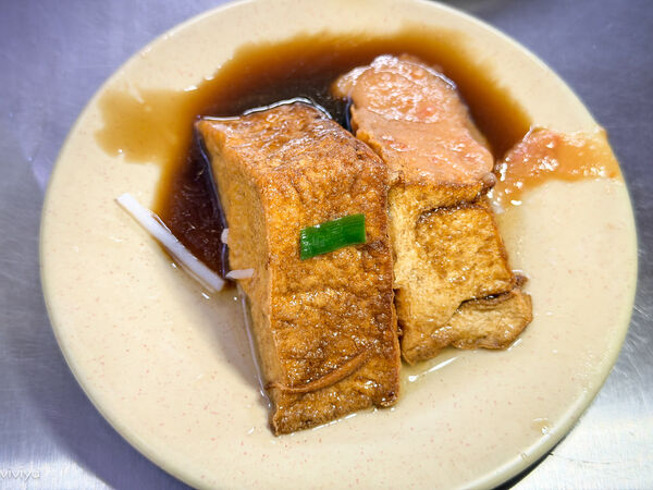 ▲▼在地人推薦50年古早味!「南門市場米粉湯」必點黑白切與濃郁大骨熬煮米粉湯。(圖/部落客VIVIYU提供)