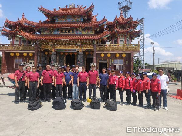 ▲台南市消防局第六大隊14日在安南區辦理易淹水地區超前部署實兵演練,提前備戰汛期與颱風季。(記者林東良翻攝,下同)
