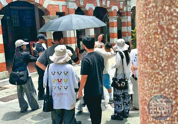 祕戀舒華媽助攻1/舒華今春密集返台時間多 圈內一線索:頻繁到訪柯家