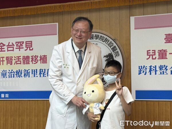 ▲▼臺大醫院成功完成全台罕見兒童一年內「父母接力」肝腎活體移植。(圖/記者洪巧藍攝)