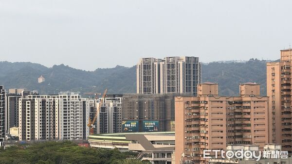 ▲▼ 北屯鳥瞰,北屯舊市區,興安路,北屯,機捷重劃區 。(圖/記者陳筱惠攝)