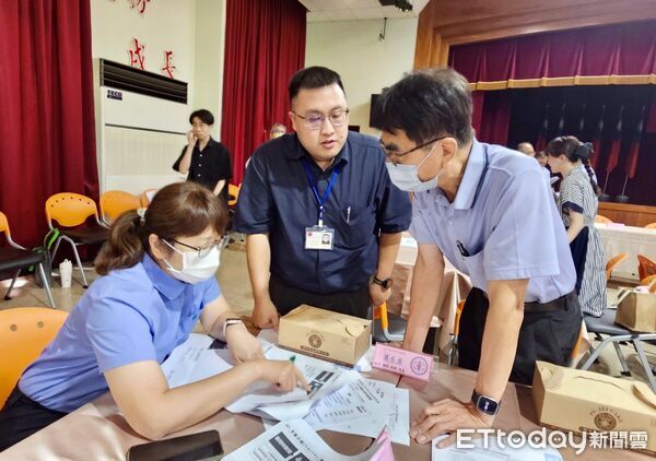 ▲台電台南區營業處舉辦大用戶座談會,邀集120戶企業參與。(記者林東良翻攝,下同)