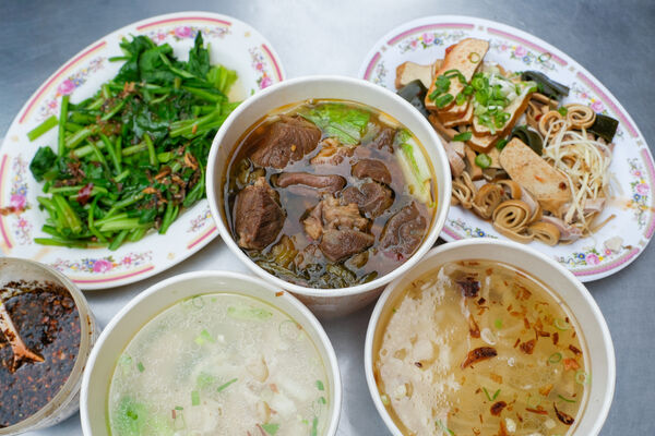 ▲▼白沙屯10間小吃美食。(圖/部落客飛天璇的口袋授權提供)