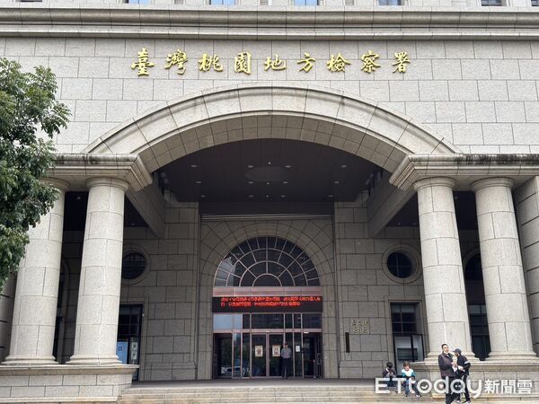 ▲桃園市劉姓男子於2024年間,兩度在超商偷拍短裙女裙底風光,女子警覺後報警提告。(資料照/記者沈繼昌攝)