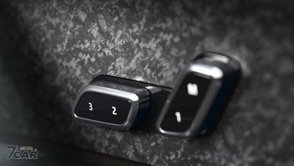致敬二十年性能與設計進化 Range Rover Sport TWENTY Edition 正式推出