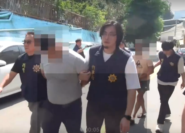 ▲襲警濺血,大甲媽祖再逮3人。(圖/記者唐詠絮翻攝)