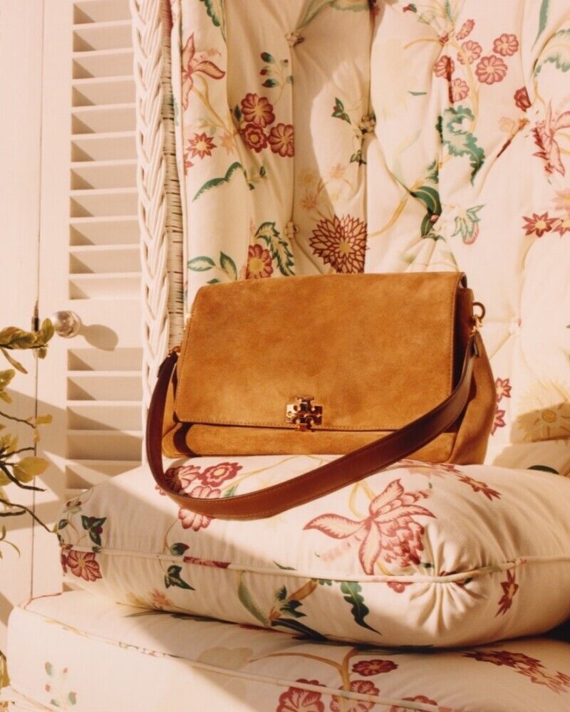 【包你入坑5原因】Tory Burch Charlie春夏新包爆紅預備中!宋雨琦同款是這咖,三種尺寸+多色選通勤約會都好搭