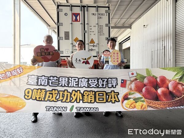 ▲台南市長黃偉哲率「台南隊」參加新加坡食品展,展場吸引眾多國際買主。(記者林東良翻攝,下同)