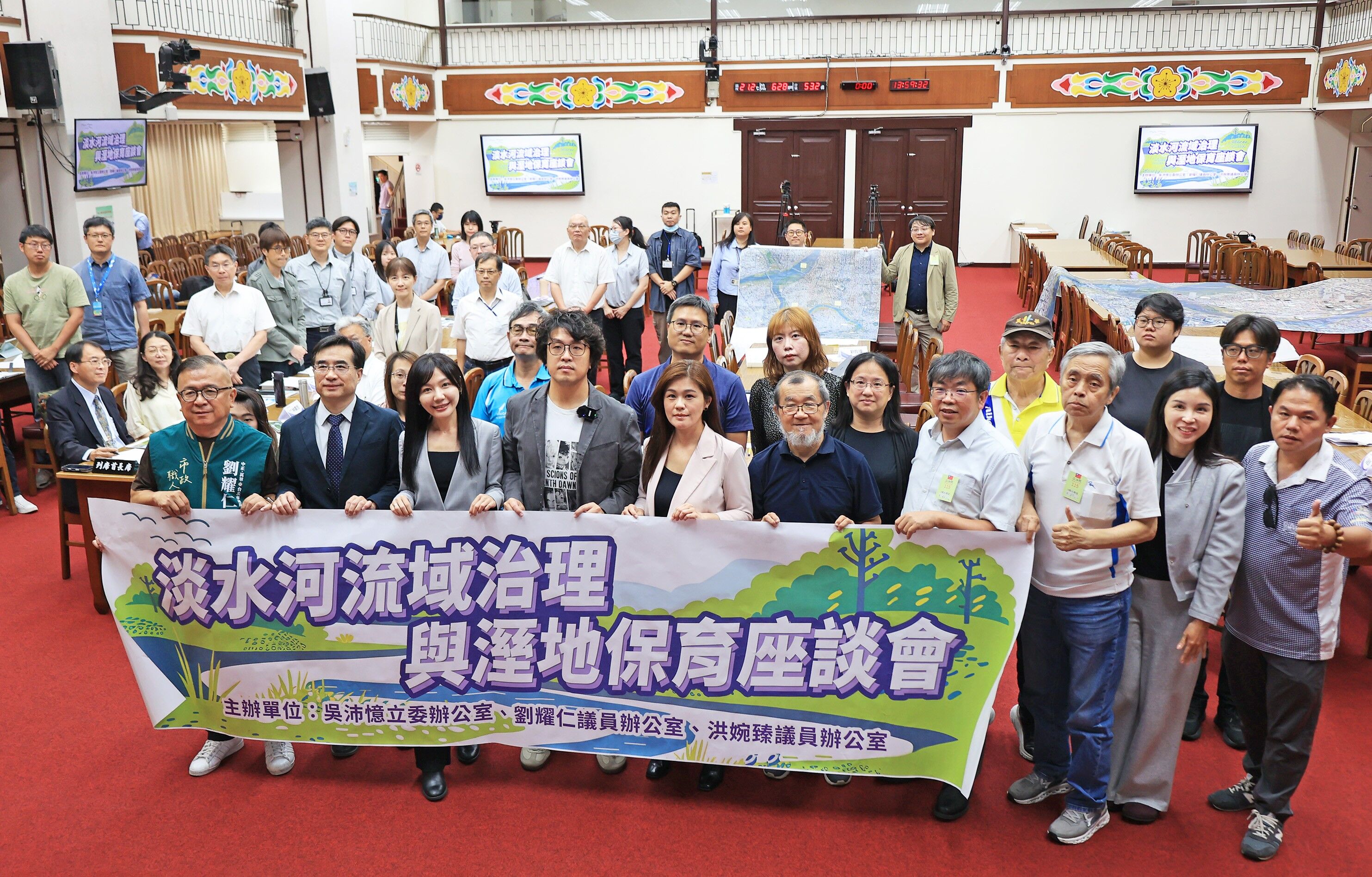 ▲▼甫登記民進黨台北市黨部主委的綠委吳沛憶與台北市議員劉耀仁與洪婉臻等共同舉辦「淡水河流域治理與溼地保育座談會」,參選台北市長呼聲大的綠委沈伯洋也一同參與。(圖/立委吳沛憶國會辦公室提供)