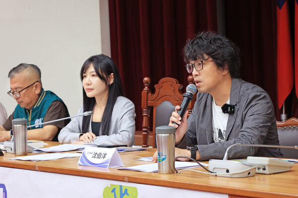 ▲▼甫登記民進黨台北市黨部主委的綠委吳沛憶與台北市議員劉耀仁與洪婉臻等共同舉辦「淡水河流域治理與溼地保育座談會」,參選台北市長呼聲大的綠委沈伯洋也一同參與。(圖/立委吳沛憶國會辦公室提供)