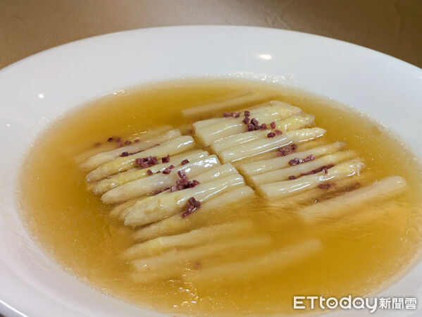 ▲點水樓新菜。(圖/記者黃士原攝)