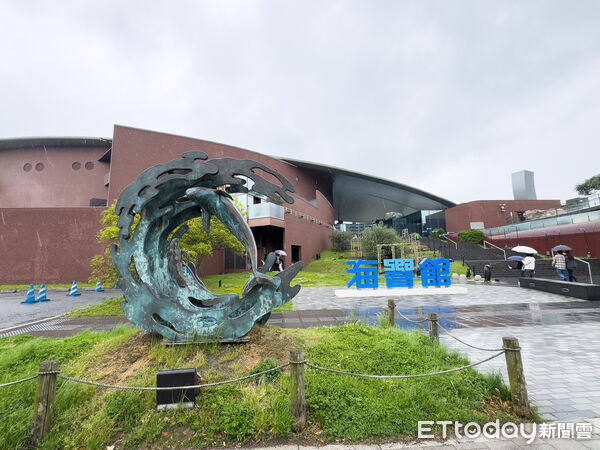 ▲▼日本下關唐戶市場,海鮮屋台街「生機勃勃的馬關街」。(圖/記者蔡玟君攝)