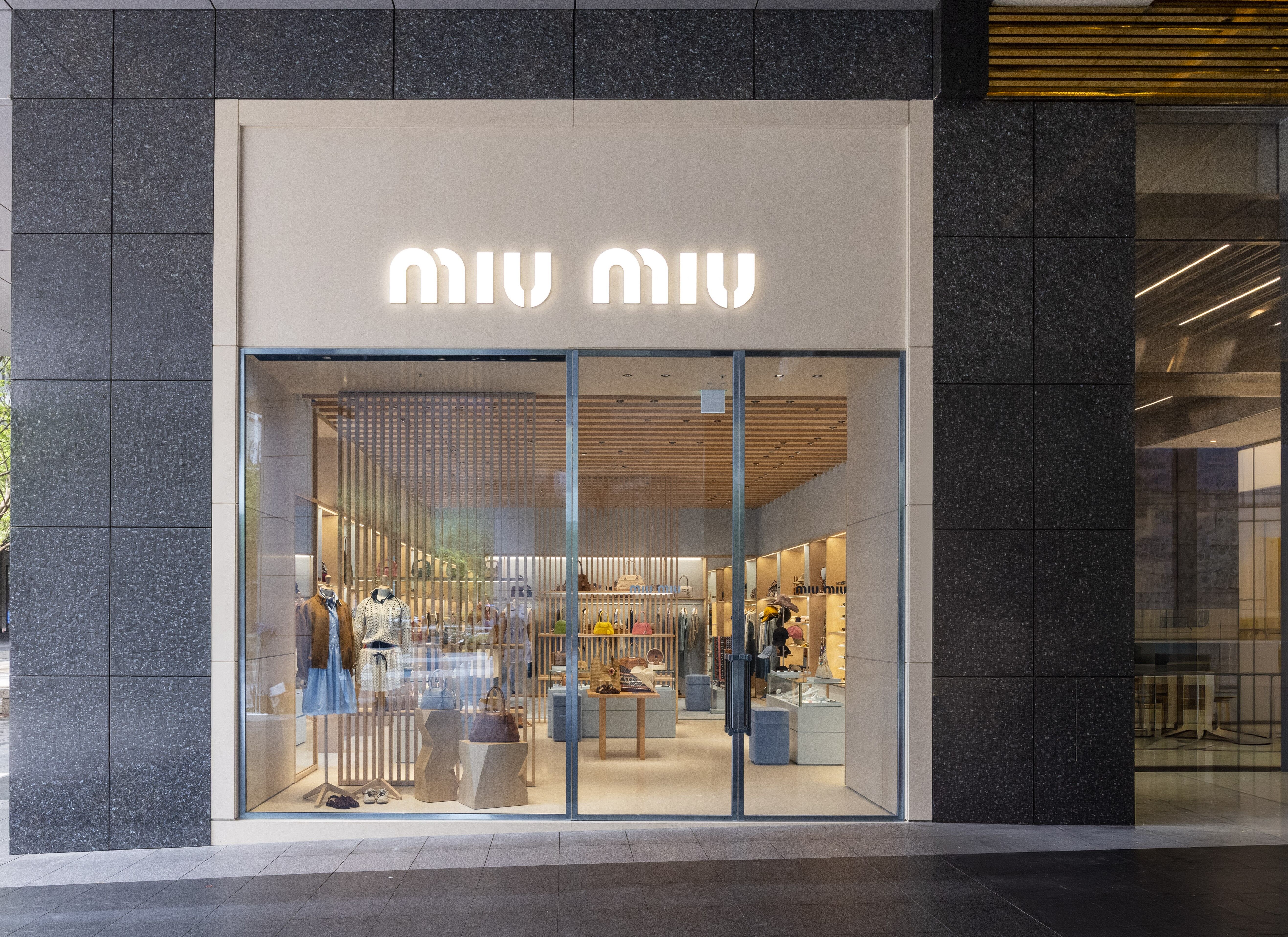 ▲▼ Miu Miu微風信義店開了 。(圖/品牌提供)