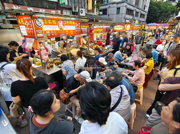 ▲▼鴻記水餃牛肉麵。(圖/WISELY`S 拍拍照寫寫字授權提供)