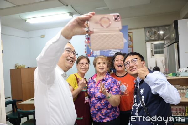 ▲▼ 侯友宜替陳柏翰站台 。(圖/陳柏翰提供)