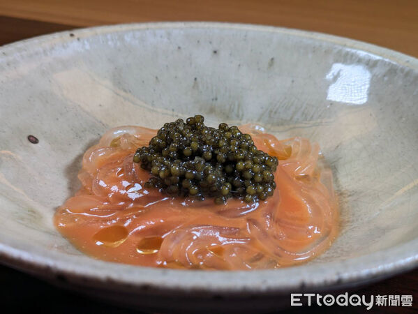 ▲東京懷石料理名店「山崎」台灣分店菜色。(圖/記者黃士原攝)