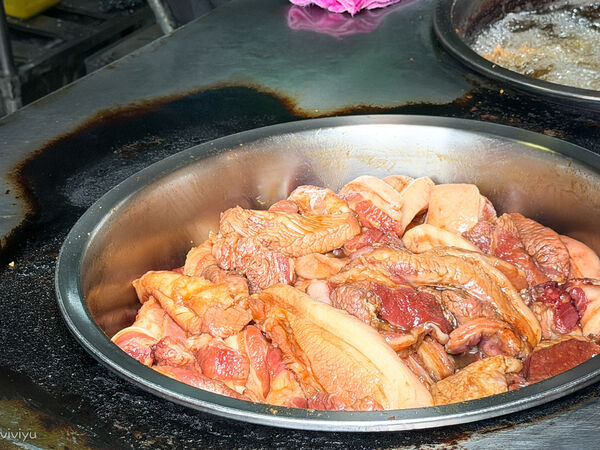 ▲▼黃石市場紅燒肉。(圖/部落客VIVIYU小世界授權提供)