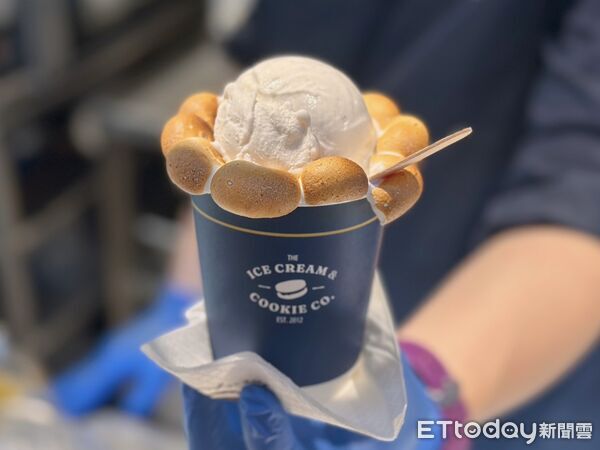 ▲▼新加坡冰淇淋品牌「The Ice Cream & Cookie Co.(ICC)」香港限定爆紅「雲朵棉花糖」宣布引進台灣。(圖/記者蕭筠攝)