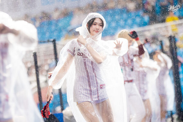 ▲樂天女孩貝佳頤許願今年接3部戲。(圖/樂天女孩提供)
