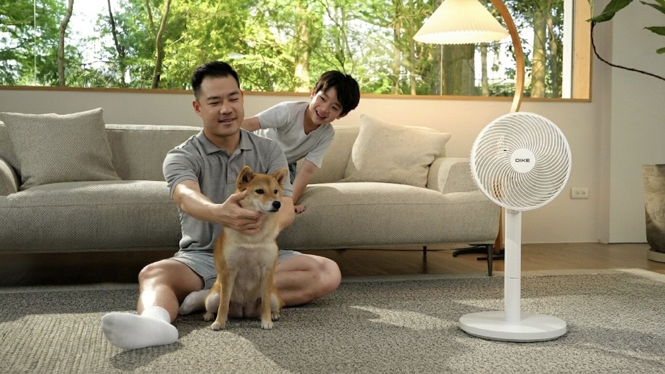 ▲台隆手創館推多款手持攜帶式風扇。(圖/業者提供)