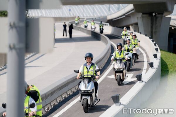 ▲▼淡江大橋今天上午通車。(圖/交通部提供)
