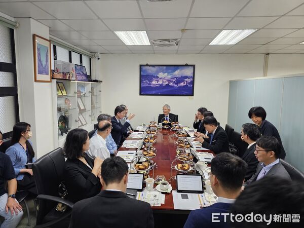 ▲▼ 司法院代理院長謝銘洋率隊前往福建高等法院金門分院及金門地方法院訪視 。(圖/金門地方法院提供)