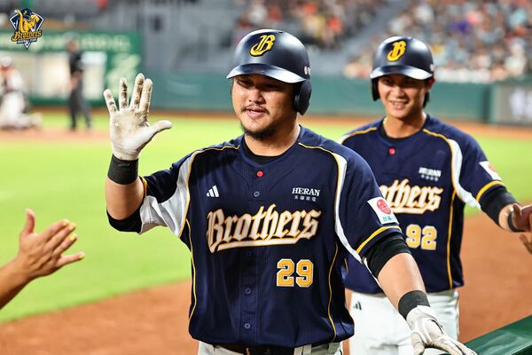 ▲勝騎士、陳俊秀。(圖/中信兄弟)