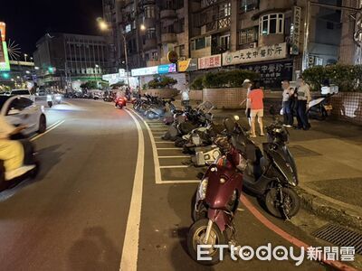 基隆男逆向連撞13輛機車！「路邊倒整排」多人緊急送醫