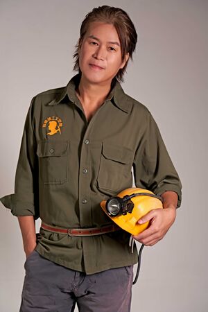 ▲▼ 董事長樂團主唱吳永吉和爸爸分享喜訊。(圖/獨一無二娛樂文化提供)