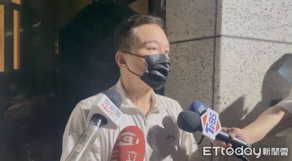 ▲孫鵬露面受訪。(圖/記者劉亮亨攝)