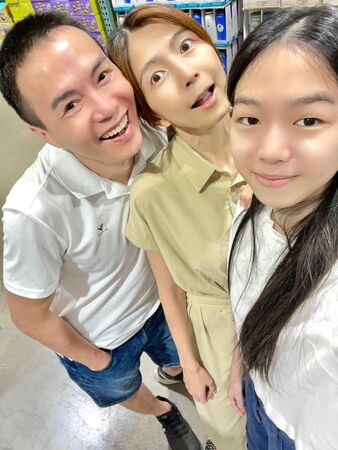 ▲▼吳鈴山。(圖/翻攝自Facebook/吳鈴山家族)