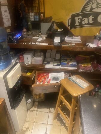 ▲台南市北區公園路店家傳出遭竊案件,店內收銀機及現金袋等財物遭竊,警方已受理偵辦。(圖/翻攝自threadsangellove80115)
