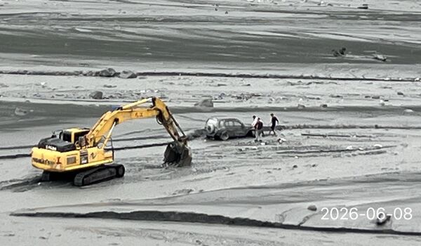 ▲▼馬太鞍溪暴漲 工地主任喊「救我」後失聯 …手機定位最後訊號曝光。(圖/林業署花蓮分署)