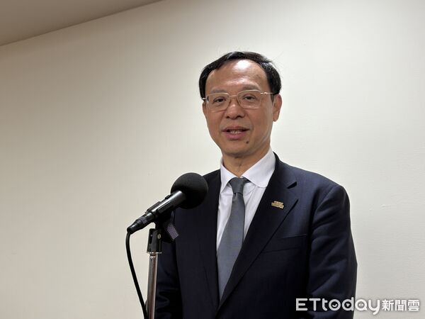 ▲▼衛福部長石崇良出席立法院社福衛環委員會。(圖/記者洪巧藍攝)