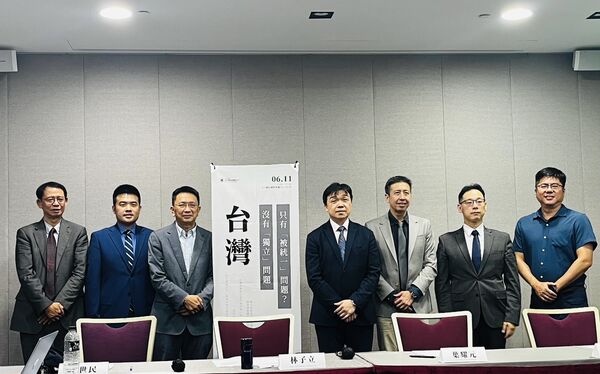 ▲▼東海大學中國大陸暨區域發展研究中心《台灣沒有「獨立」問題,只有「被統一」問題》座談會。(圖/記者蔡紹堅攝)