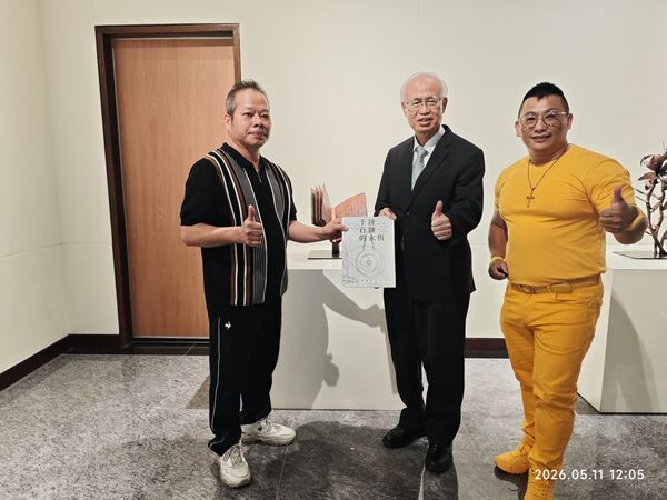 ▲阿凱假釋期滿迎新生 最感謝王令麟。(圖/阿凱提供)