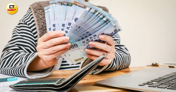 100萬不夠!AI重算「第一桶金」門檻 網驚:新手村還會往前跑?