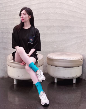 ▲▼周書靜。(圖/翻攝自Instagram/esther.517)