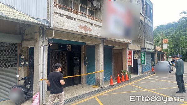 ▲▼ 苗栗民進黨議員懸掛看板民宅遭槍擊 警已掌握對象 。(圖/記者楊永盛翻攝)